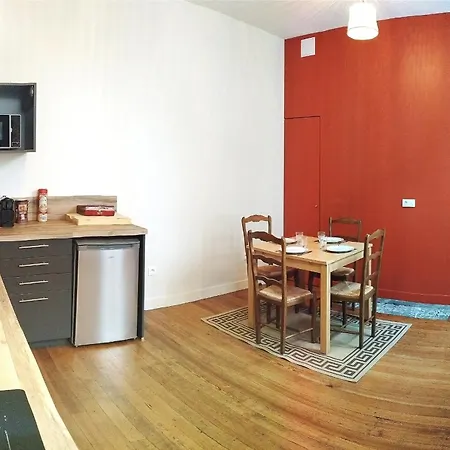 Welcome To Hapi'n B In The Heart Of Beauvais! Beauvais